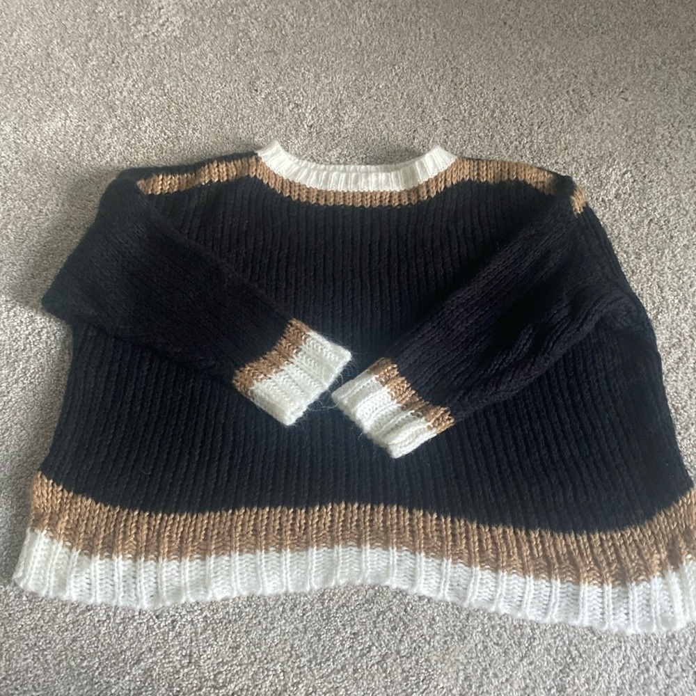 Brave & True Women’s S/M knit sweater black brown white long sleeve